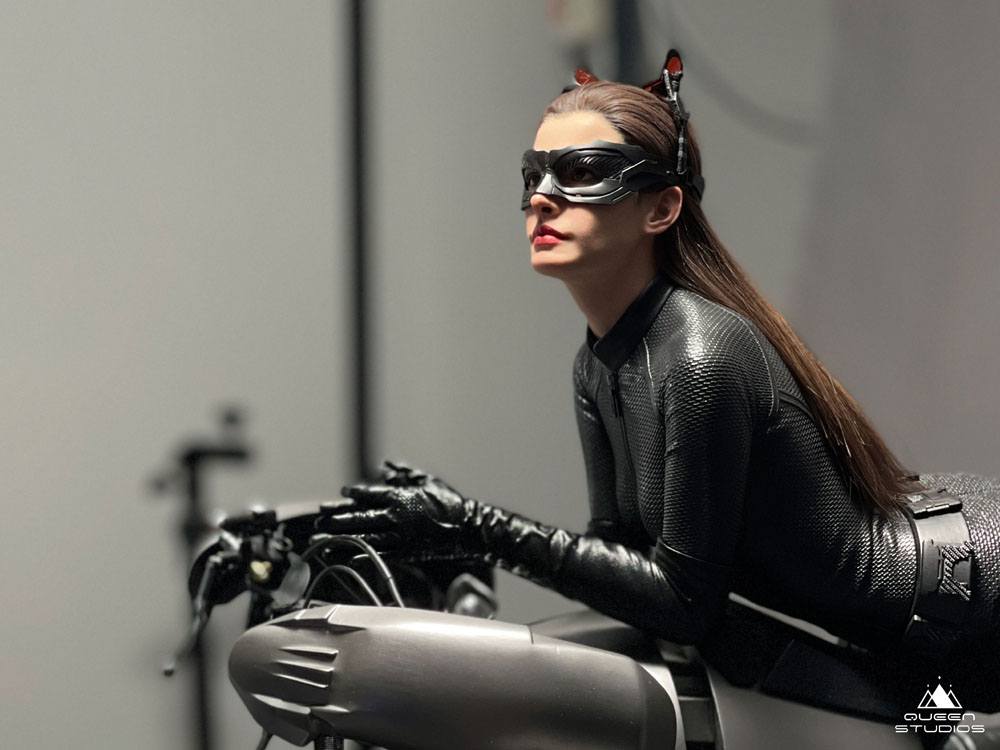 Queen Studios: Catwoman The Dark Knight Rises 1/3 Statue by Queen Studios