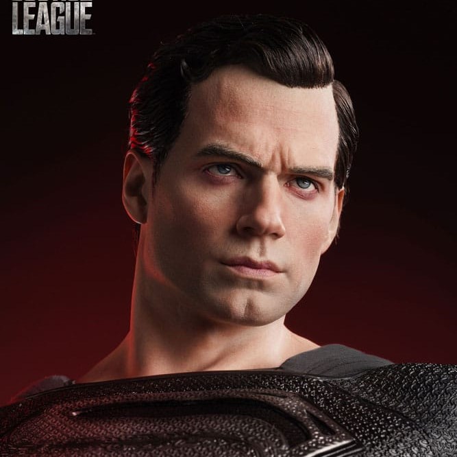 Henry Cavill Returning As Black Suit Superman In Upcoming DC Movie?